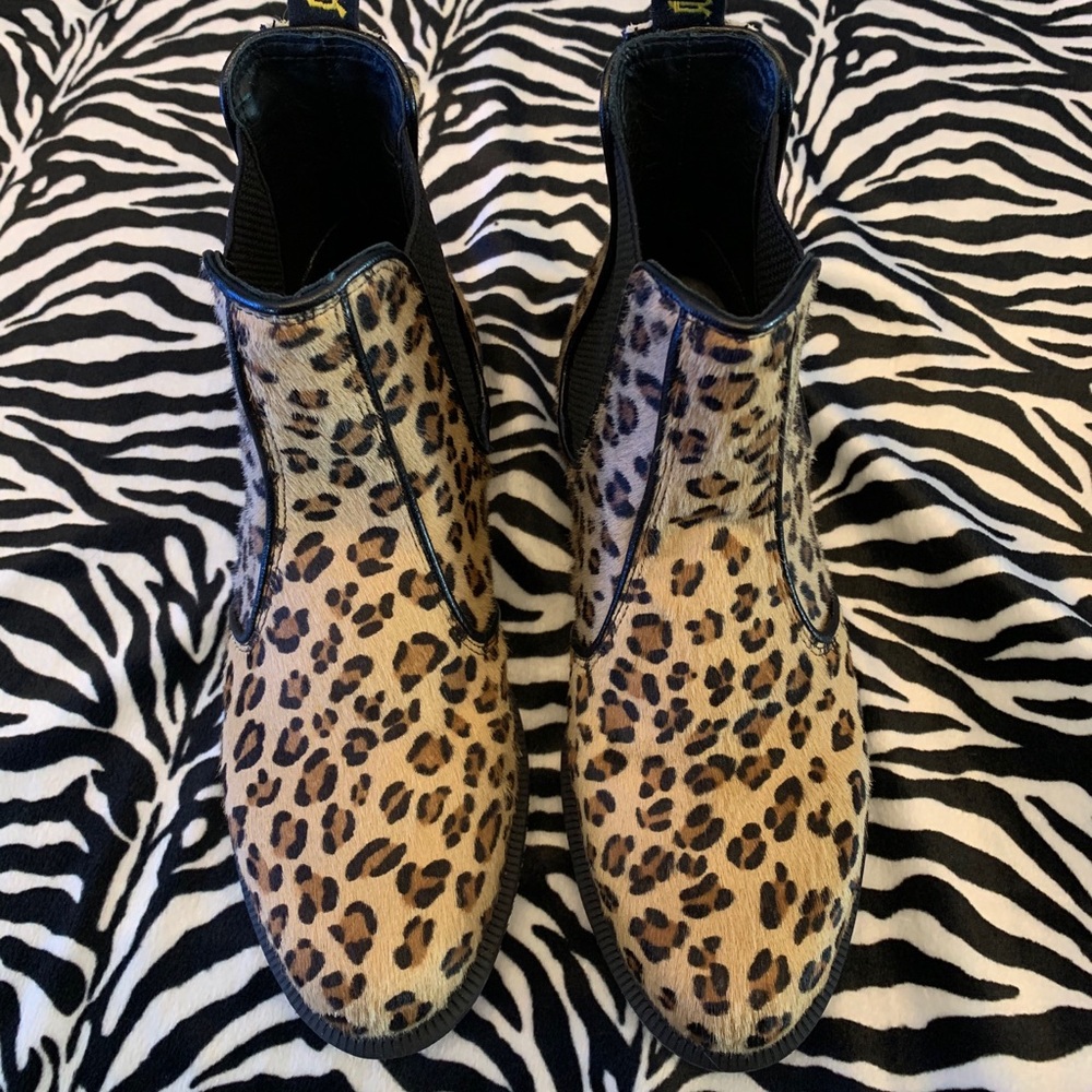 Dr. Martens Chelsea Leopard Boots